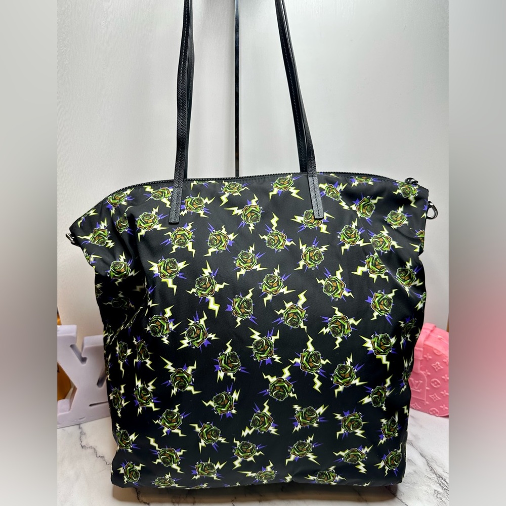 NEW! Limited Edition Prada x Frankenstein Rose Print Nylon Convertible Tote - Picture 8 of 15